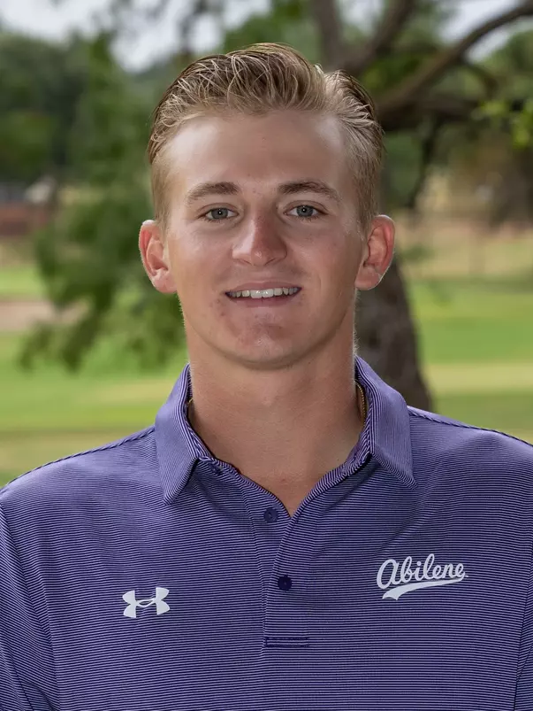 Preston DeFriend Headshot 2025-26