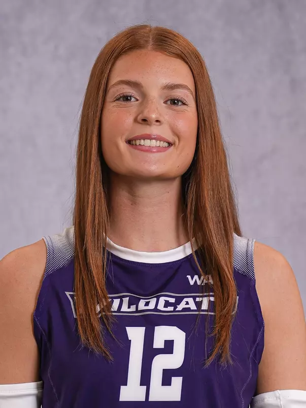 Updated Abby Christian Headshot 2025