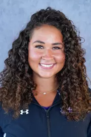 Mariana Van Dyk Headshot (2026-27)