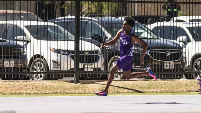 Abraham Olufemi-Dada runs in the 2026 Wes Kittley Invitational