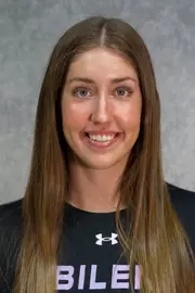 Meredith Mayes Headshot #2 (2026-27)