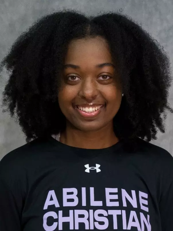 Raimi McCrary Headshot #2 (2026-27)