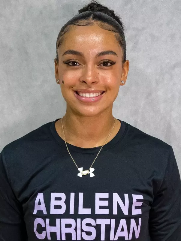 Jazmyn Stone Headshot (2026-27)