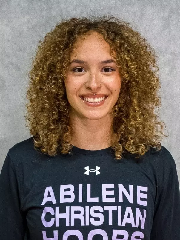 Samara Morrow Headshot (2026-27)