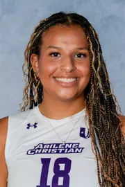 Isa Richardson Headshot (2026)