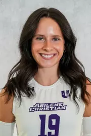 Maddie Finnegan Headshot (2026)