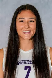 Hannah Gonzalez Headshot (2026)