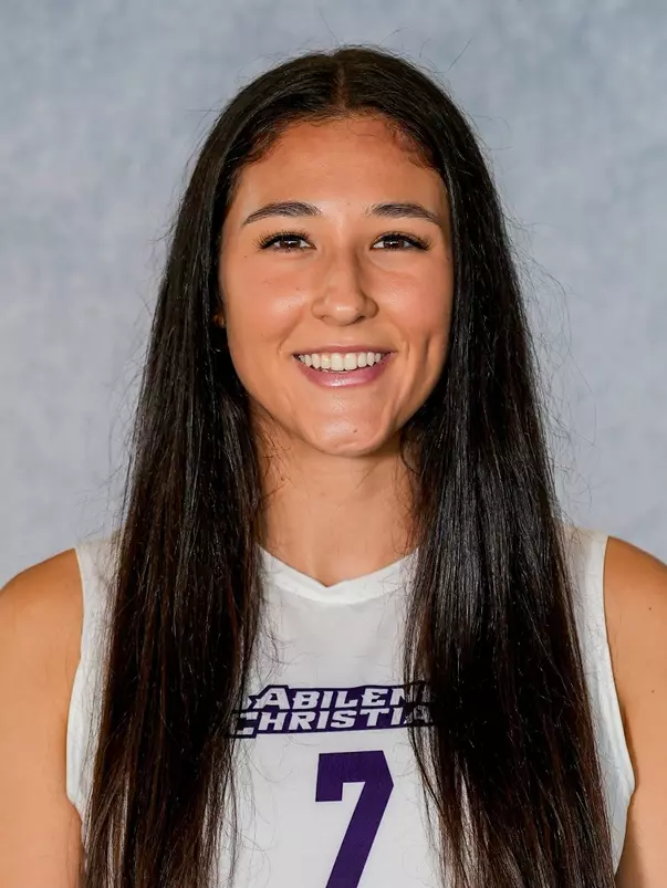 Hannah Gonzalez Headshot (2026)