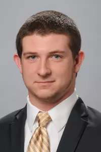 Foster_Kyle_Akron_Football_H15_web