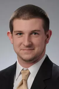 Foster_Kyle_Akron_Football_H16_web