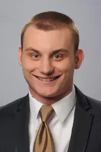 Guiser_Zach_Akron_Football_H15_web