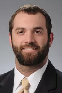 Hauber_Christian_Akron_Football_H16_web