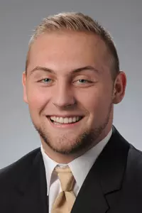 Junk_Brandon_Akron_Football_H16_web