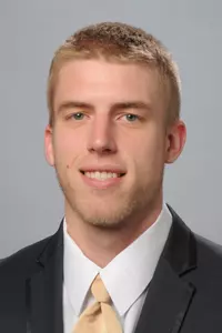 Pohl_Kyle_Akron_Football_H15_web