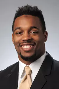 Turner_James_Akron_Football_H16_web