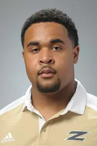 Vazquez_Tito_Akron_Football_H16_web