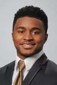 Yeartie_Landon_Akron_Football_H15_web