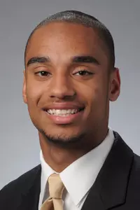 Young_Anthony_Akron_Football_H16_web