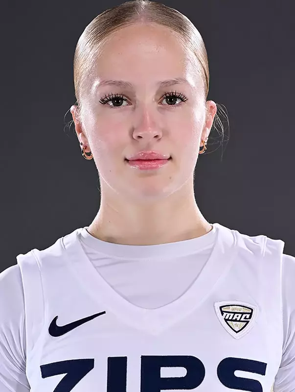 Kyara Bakker WBB HS25