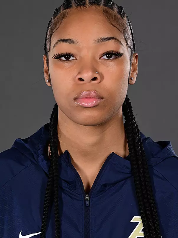 McKenzie McNitt Track-HS26