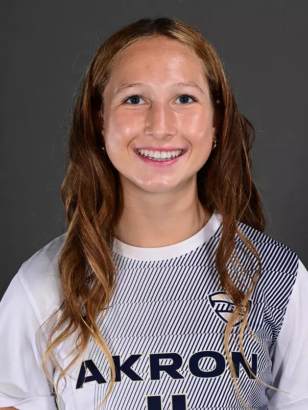 Biecker, Kailyn