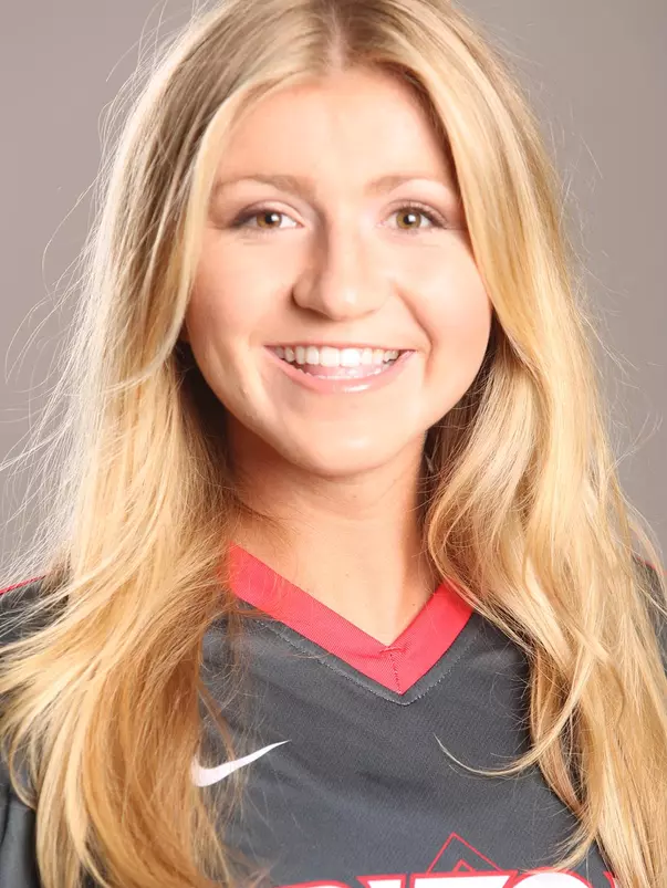 Mahoney, Chelle Headshot