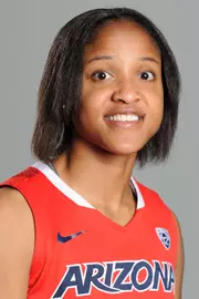 Michal Miller Headshot