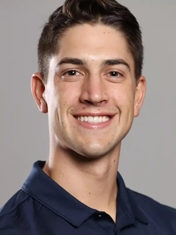 Briggs Deuce 2017-18 Headshot
