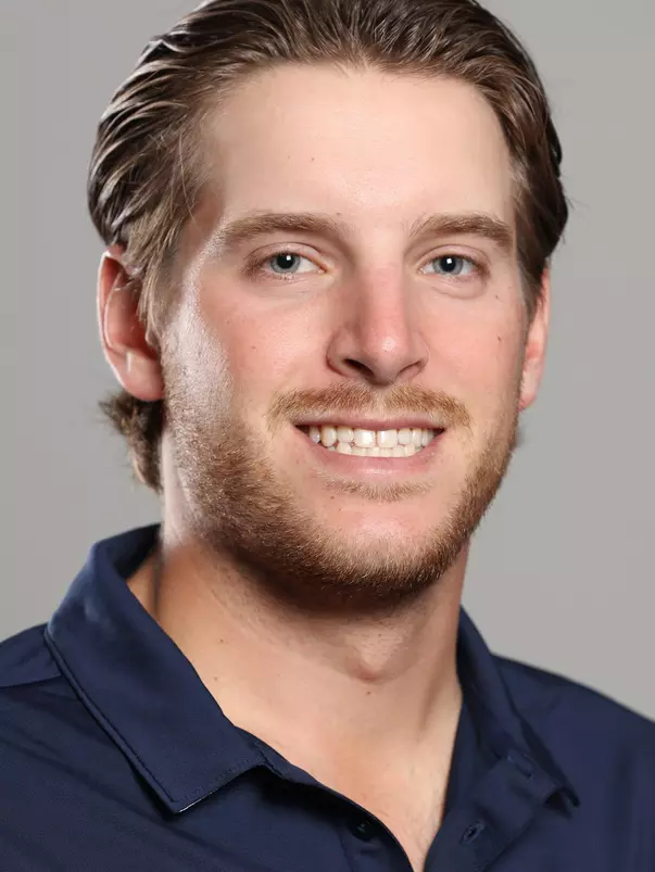 Toppie Hogan 2017-18 headshot