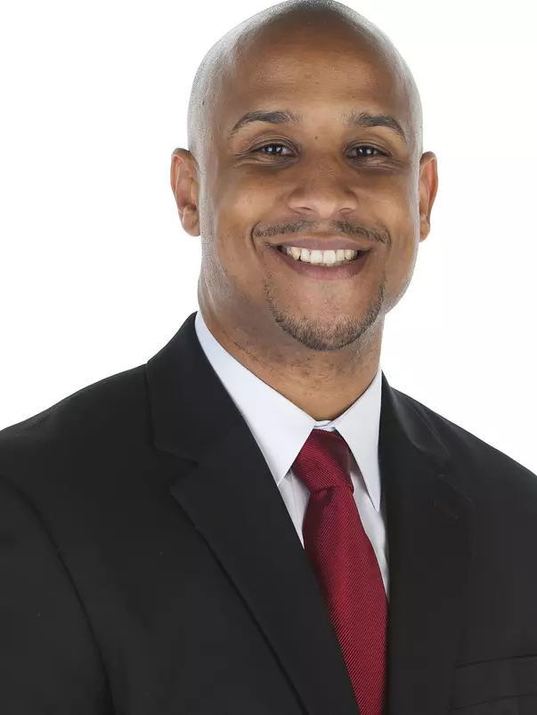 Brandy Manning Headshot
