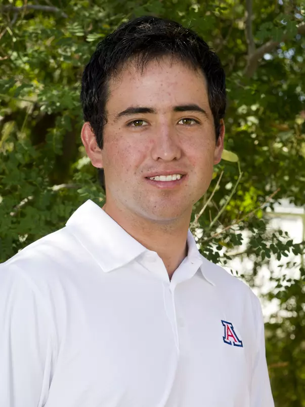 Kenji Hernandez 2010-11 headshot