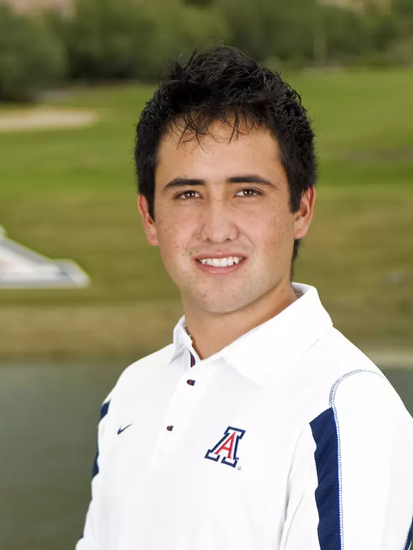 Kenji Hernandez 2008-09 headshot