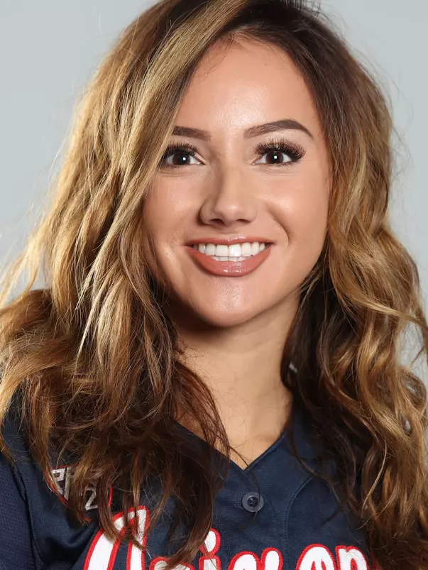 Reyna Carranco Head Shot