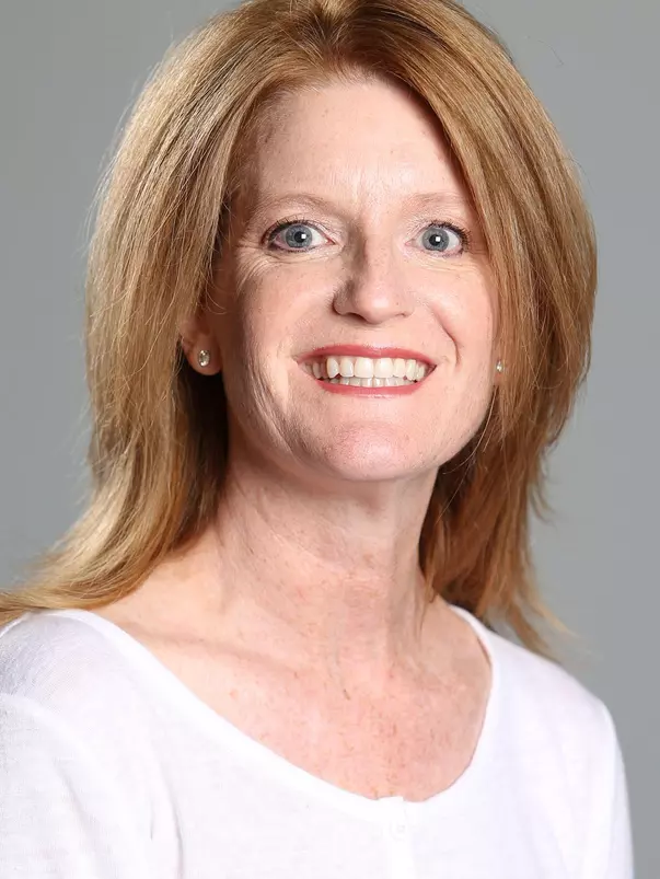Suzanne Affeldt Headshot