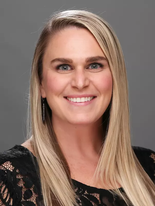 Jessika Carrington Headshot