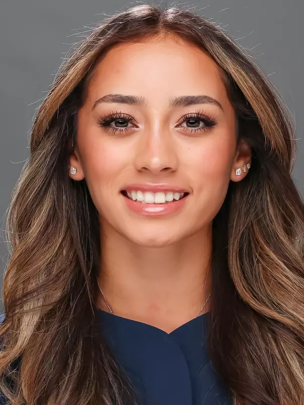 Janelle Meoño SB Roster Headshots