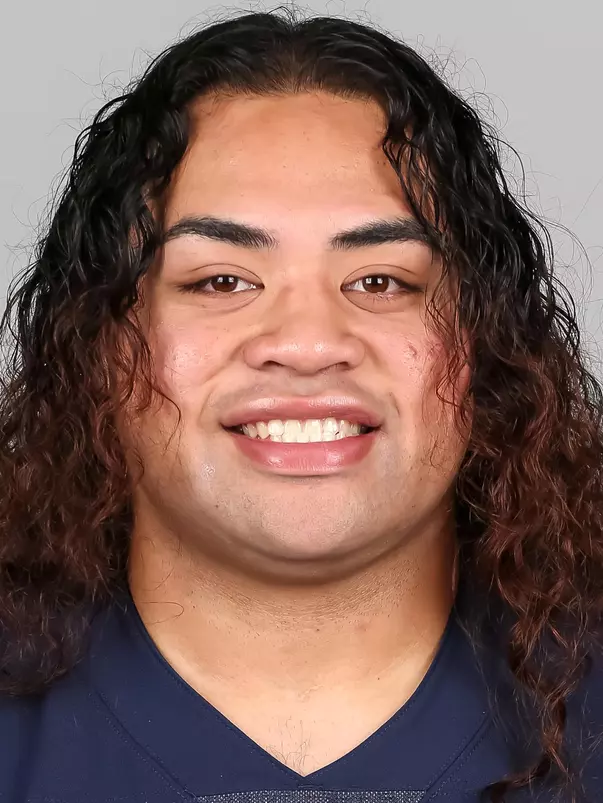 Donovan Laie 2021 Fall Headshot