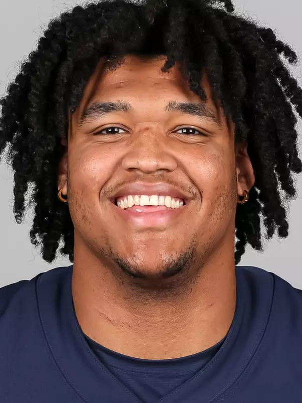 Trevon Mason 2021 Fall Headshot