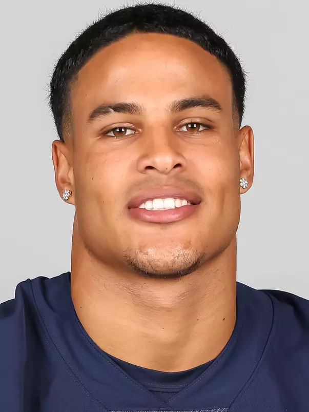 Anthony Pandy 2021 Fall Headshot