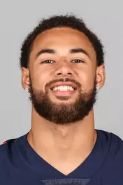 Rhedi Short 2021 Fall Headshot