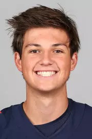 Jaden White 2021 Fall Headshot