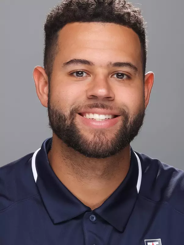 MBB Headshots Ryan Anderson