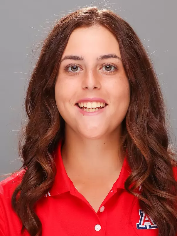 — TUCSON, ARIZ. -- Women’s golf photo day.Sept. 17, 2021. Photo by Mike Christy / Arizona Athletics