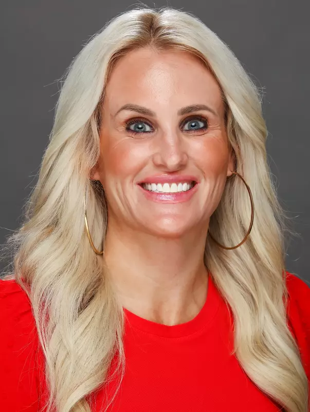 Bett Shelby, special assistant to head coach - TUCSON, ARIZ. â??Womenâ??s basketball 2022-2023 roster headshots.Oct. 12, 2022. Photo by Mike Christy / Arizona Athletics