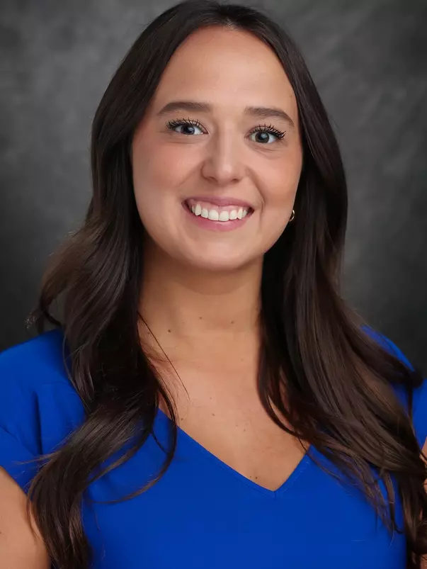 Dr. Jenny Kraska 2022-23 headshot