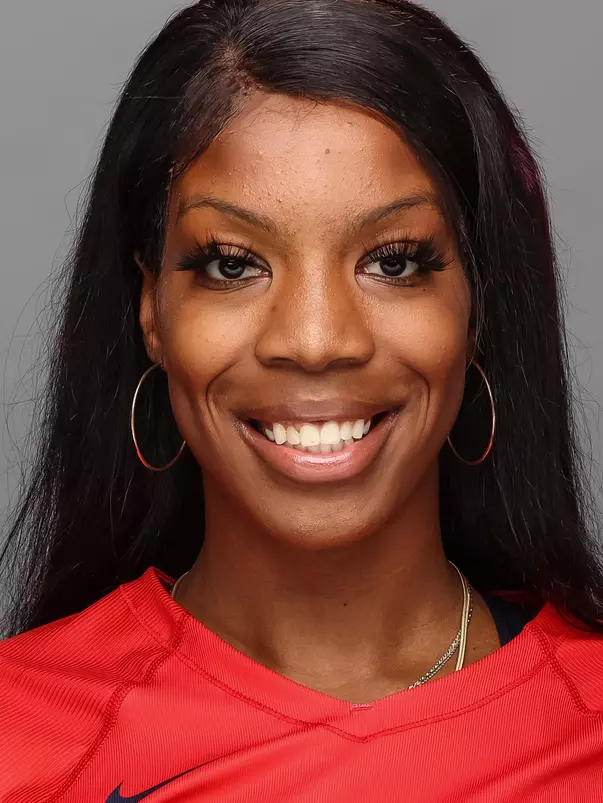 Zyonna Fellows headshot