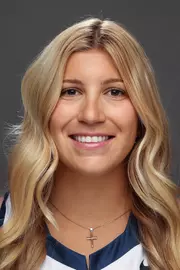 Alex Parkhurst (10) - Tucson, AZ —Beach Volleyball Media Day Headshots at McKale Memorial Center
Dec. 2, 2022.
Photo by Catherine Regan / Arizona Athletics