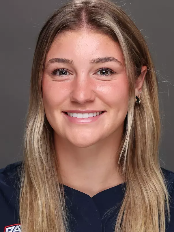 Ali Blanchard Headshot