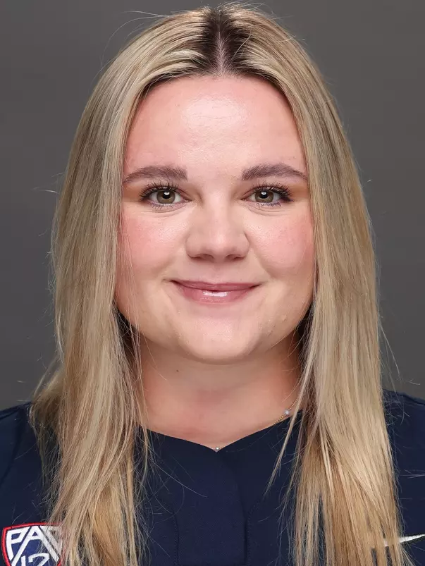 Sydney Somerndike Headshot