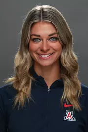 Taylor Raskin Headshot